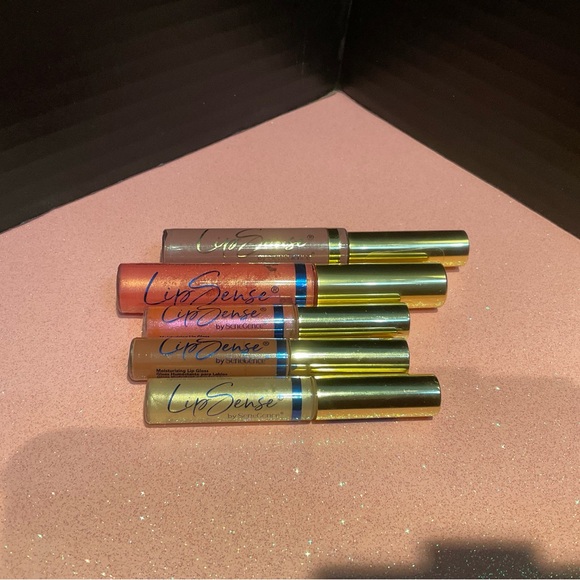 Lot of 5 LipSense Assorted Lip Colors- New and Sealed - Picture 1 of 9
